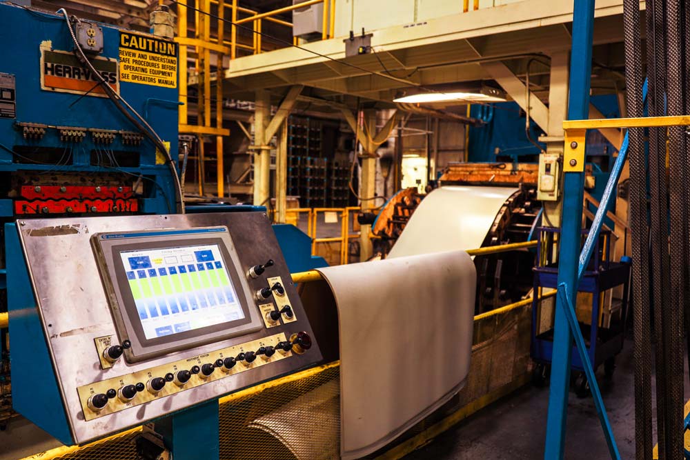 GP4-Press-controls-2-cropped High tolerance parts that meet demanding specifications